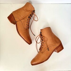 Christy Dawn The Dawn Boot Leather Lace-up Size 8